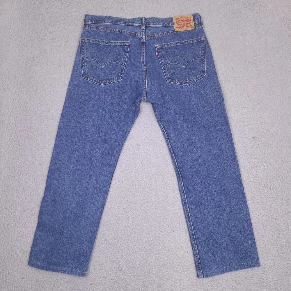 Levi's Jeans‎ Mens 36x27.5 Blue 505 Regular Fit Straight Leg Medium Wash Hemmed